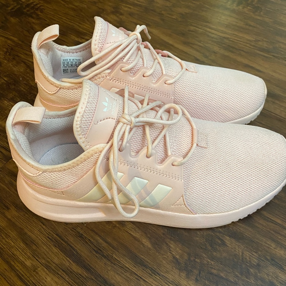 Adidas Womens Shoes Size 8